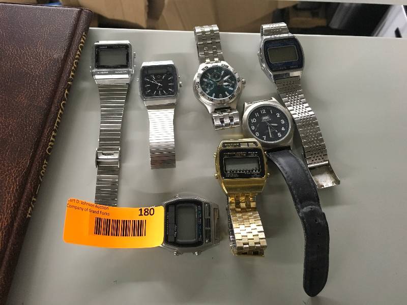 lot 180 image: Misc Watches