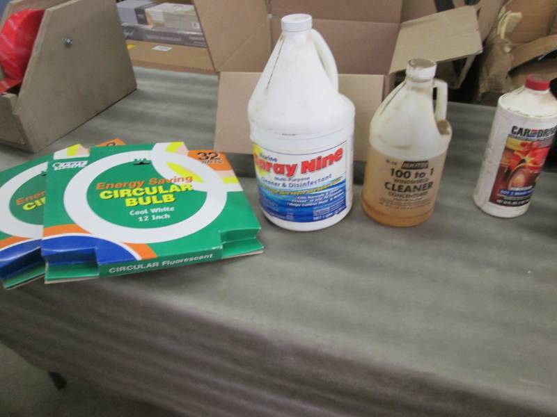 2 Circular Bulbs, Cleaner Disinfect...