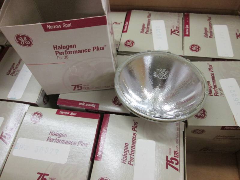 14 GE Halogen Bulbs 75 watt...