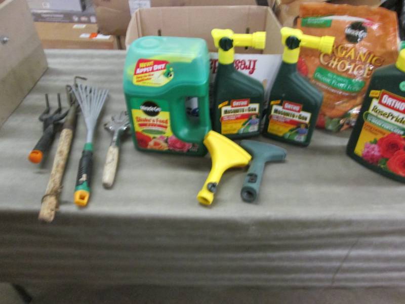 Gardening Lot Hand Tools, Plant Fo...