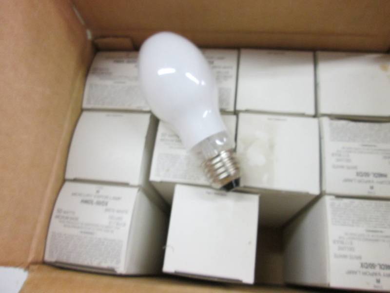 12- Mercury Vapor Lamps 50 watts...