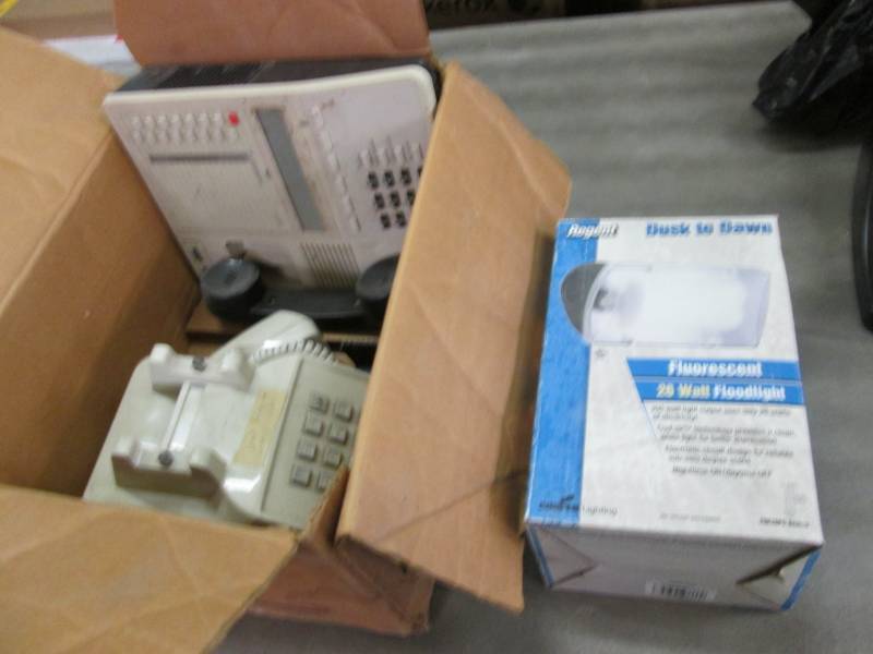 Old Phones, Fluorescent 26 Watt Flo...