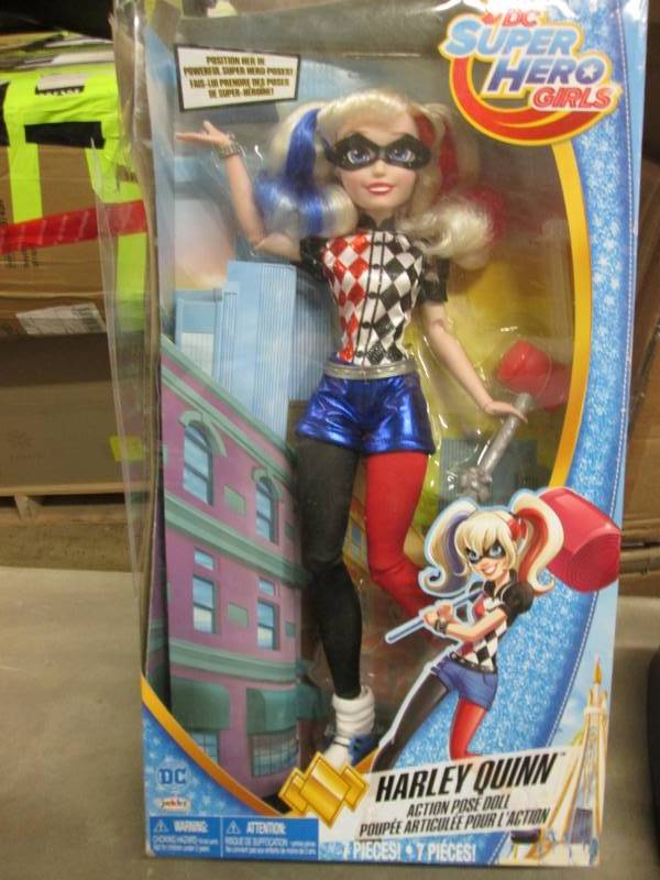Harley Quinn Action Pose Doll...