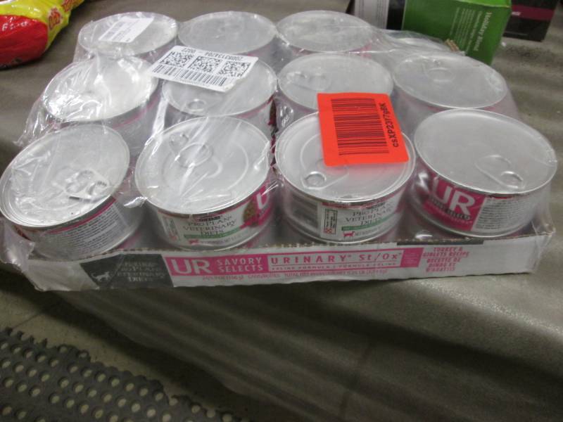 23 Cans Urinary Feline Formula 5.5 ...