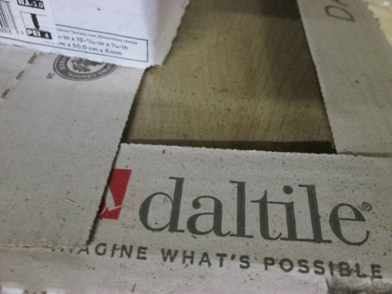 11 Cases Daltile Parkwood Beige 7 i...