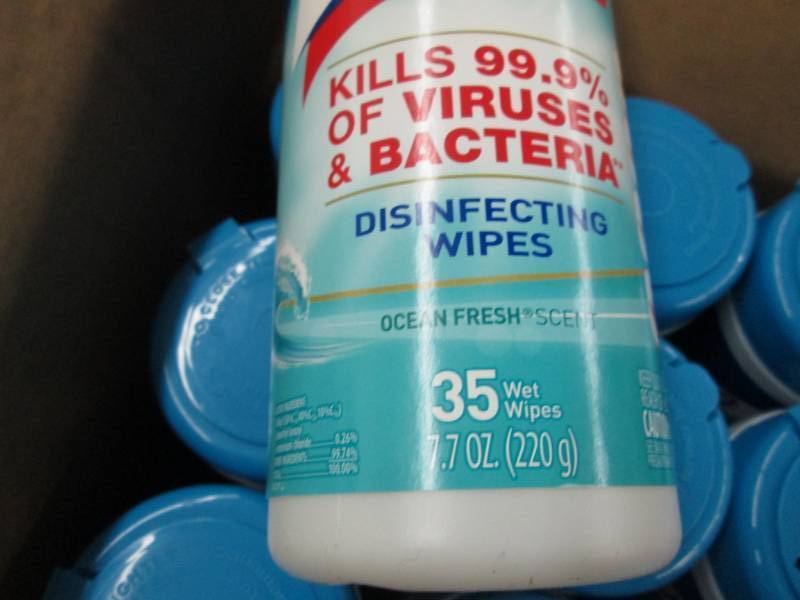 Lot of 12- Lysol Disinfecting Wipes...