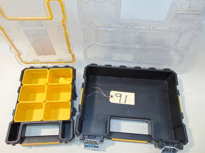 2 DEWALT  Parts Organizers