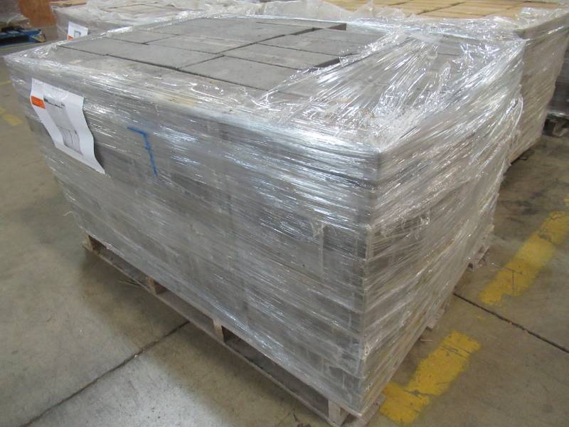 lot 27 image: Belgard 12 X 6 X 2 12 Yorkstone Gray Stone Paver - approx 240 pavers per pallet
