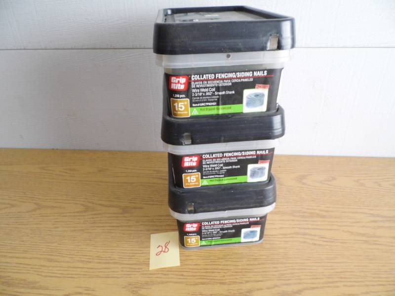 lot 28 image: Lot of 3 Boxes Grip Rite Colalted Nails