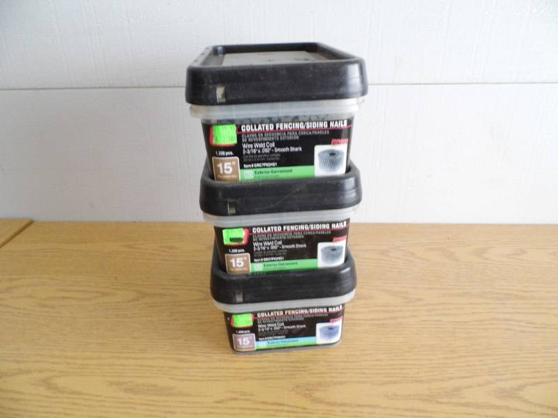 lot 29 image: Lot of 3 Boxes Grip Rite Colalted Nails