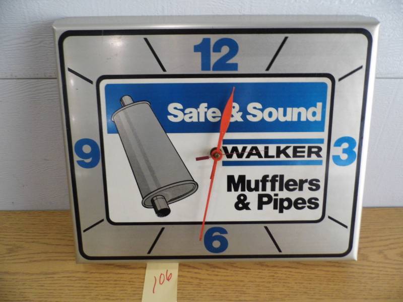 lot 106 image: Walker Clock