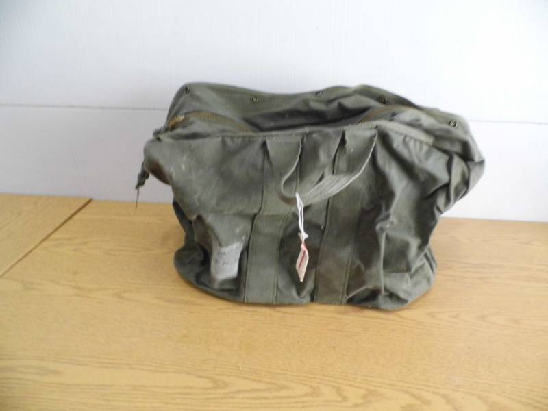lot 130 image: Canvas Bag