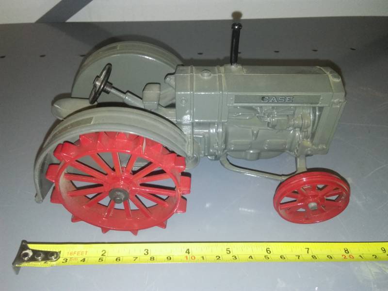 lot 29 image: Case steel wheel tractor by Ertl.