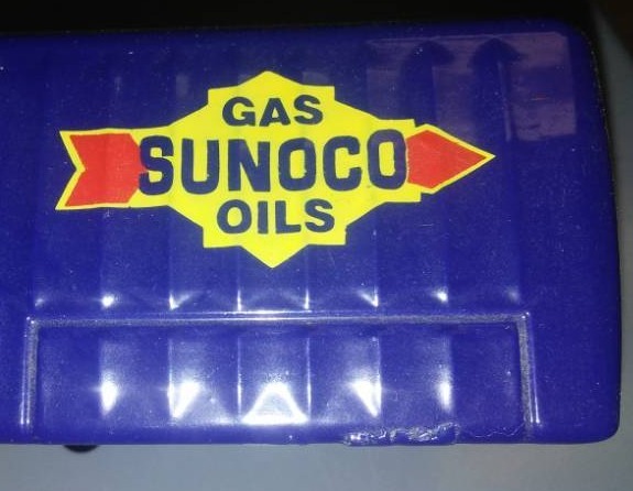 lot 63 image: Airplane Sunoco Sun oil company
