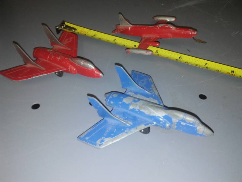 lot 68 image: Rare Tootsie toy metal fighter jet planes.