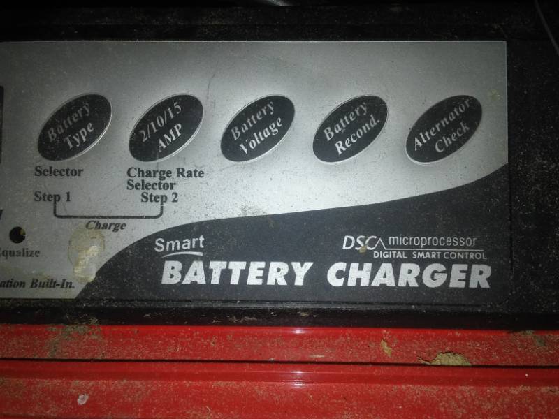 Black And Decker Smart Battery Charger for Sale in Draper, UT