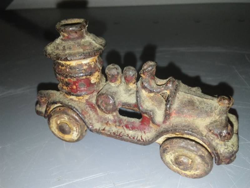 lot 104 image: Vintage cast fire truck.
