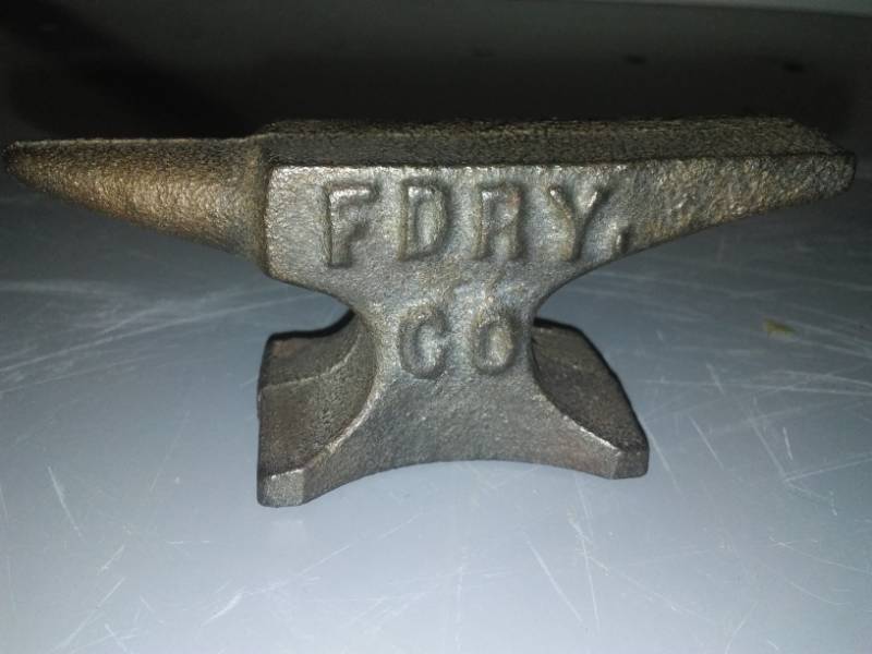 lot 107 image: Fargo Foundry Company Anvil 3.5 in