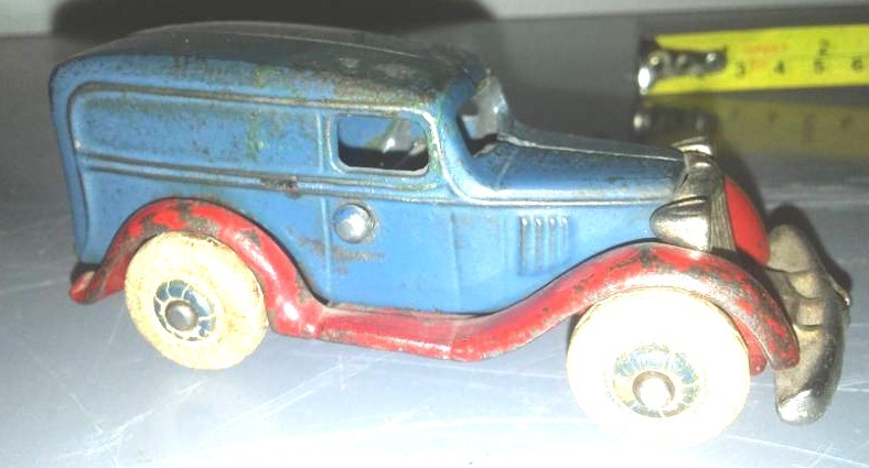 lot 108 image: cast delivery truck.