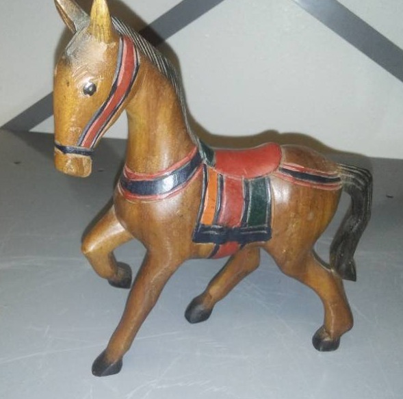 lot 139 image: Hand carved wood horse - could be a Tennessee Walker.