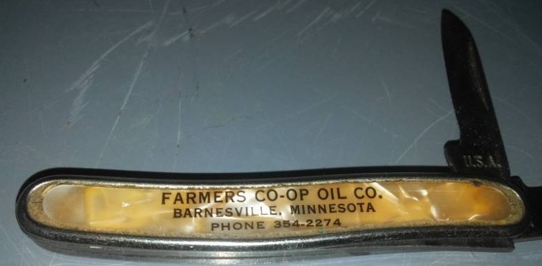 lot 178 image: Farmers Co-op Oil Company Barnesville Minnesota.