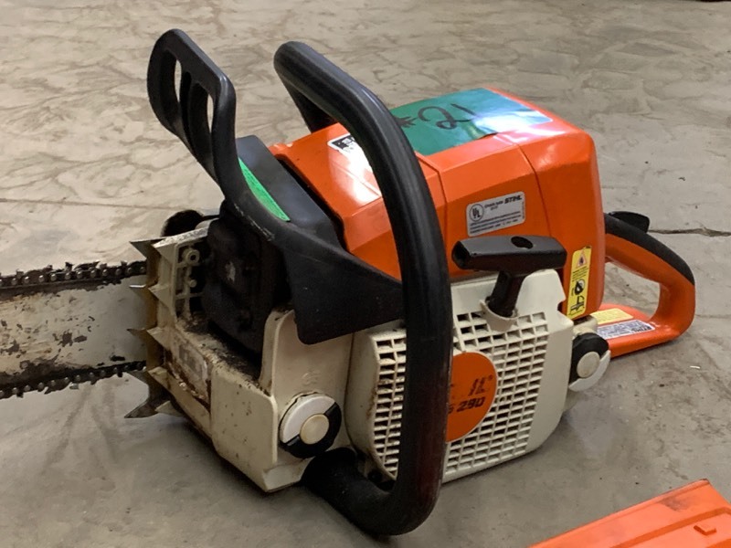 lot 21 image: Stihl MS-290 Chainsaw