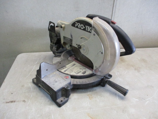 lot 10 image: Miter Saw
