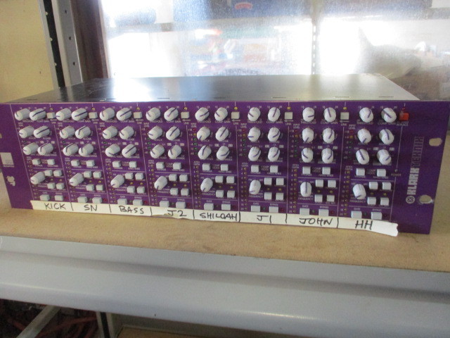 lot 41 image: Klark Teknik Controller