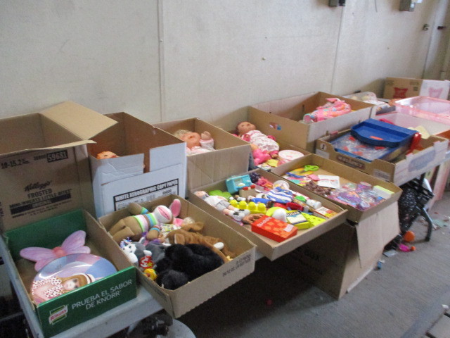 lot 73 image: Toys