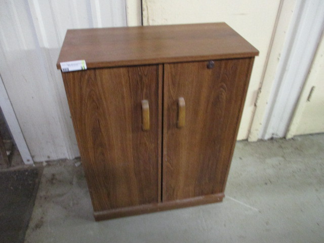 lot 91 image: Storage cabinet