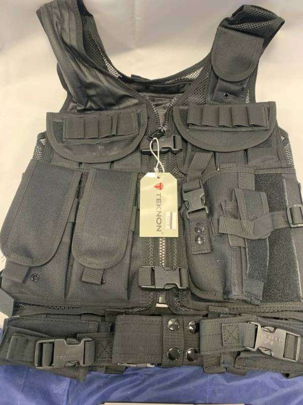 lot 56 image: Brand New Teknon Heavy Duty Tactical Vest