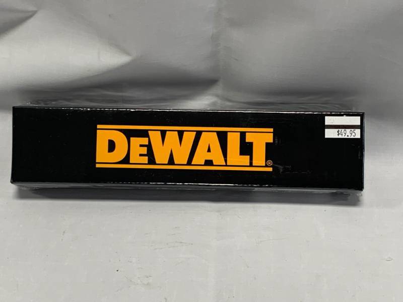 lot 6 image: Brand New DeWalt 7pc 12 Dr. Impact Torx Set
