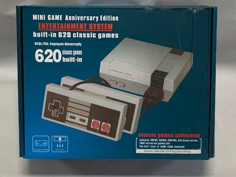 lot 22 image: Mini Entertainment Game System with 620 Games