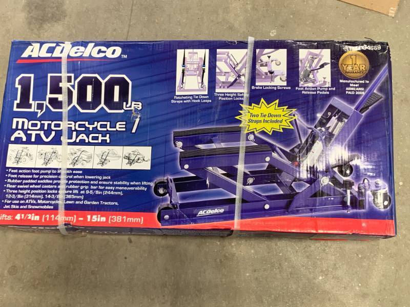 lot 57 image: AC Delco 1500 Pound Motorcycle ATV Lift