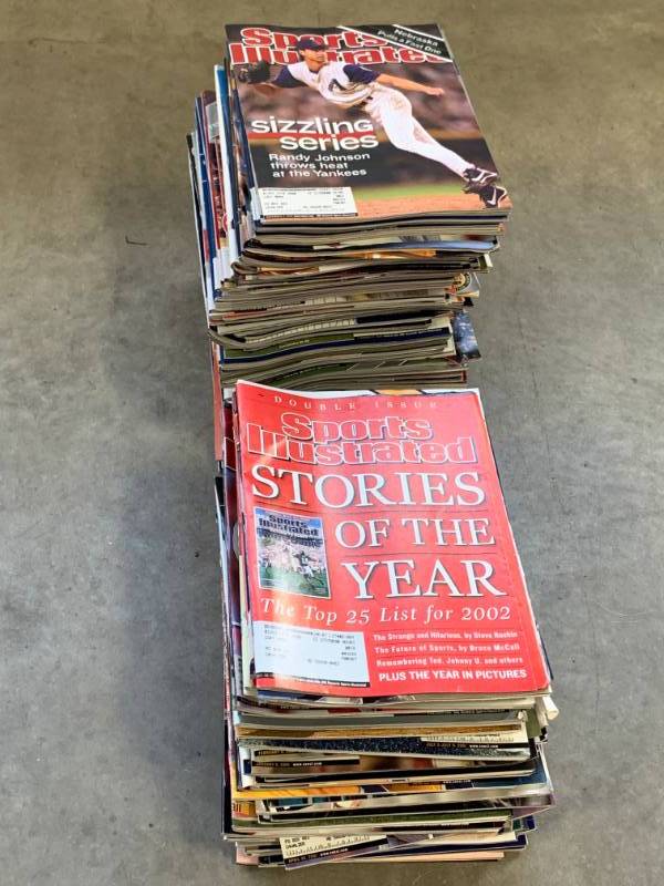 lot 125 image: Large Stack of Sports Illustrated Magazines