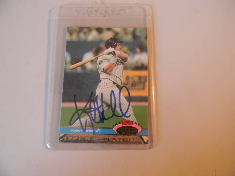 lot 15 image: KENT HRBEK MINNESOTA TWINS 1987 & 1991 World Series - AUTOGRAPHED BASEBALL CARD - AWESOME PIECE - SEE PICTURES