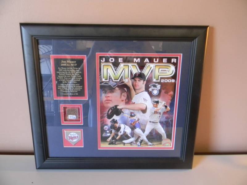 lot 23 image: AWESOME JOE MAUER 2009 AL MVP COMMEMORATIVE INAUGURAL GAME USED DIRT TARGET FIELD COLLAGE WCOA - VERY RARE 10 OF 500 - SEE PICTURES