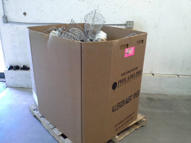 lot 720 image: Lot of (Approximately 30) Luma-Site Highbays Lighting Fixtures