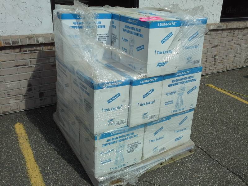 lot 715 image: Lot of (12) Luma-Site 400W Metal Halide Temporary Lighting Fixtures
