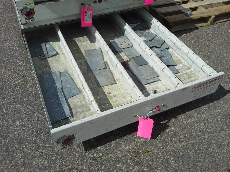 lot 713 image: Weather Guard Model 308 Pack Rat Bed Box
