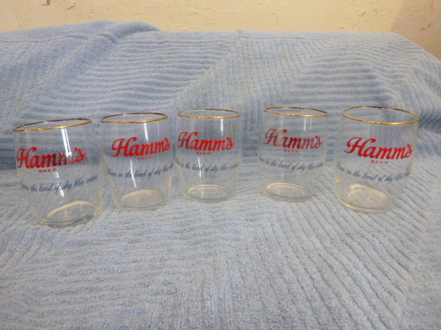 lot 52 image: 5 Hamms Beer Barrel Sample Glasses (Vintage 60s)