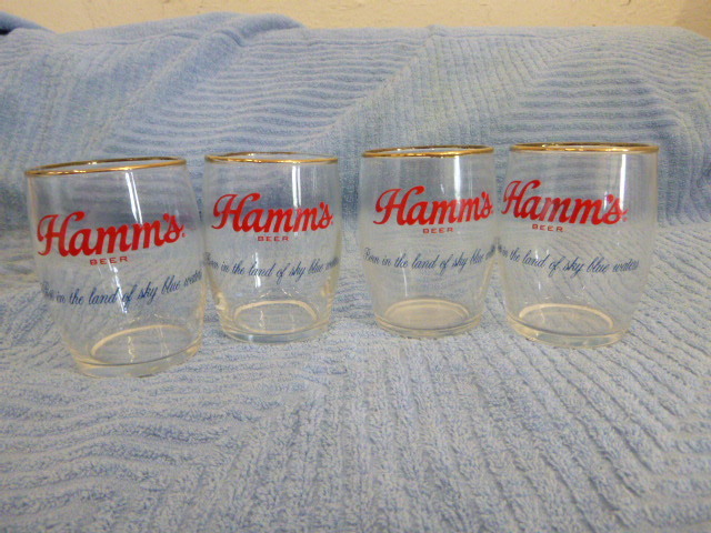 lot 53 image: 4 Hamms Beer Barrel Sample Glasses (Vintage 60s)