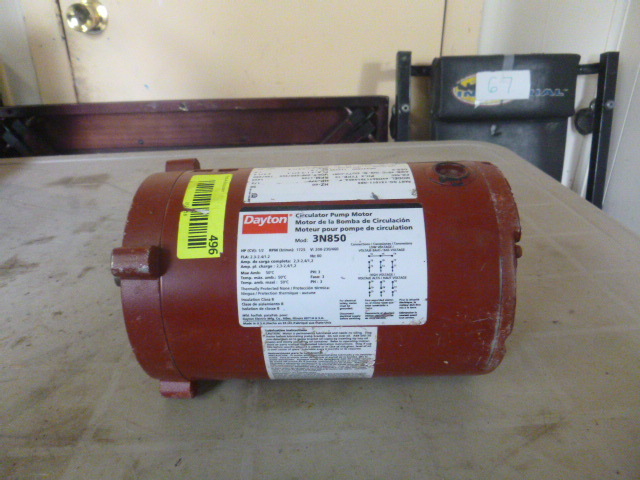 lot 74 image: Dayton Circular Pump Motor