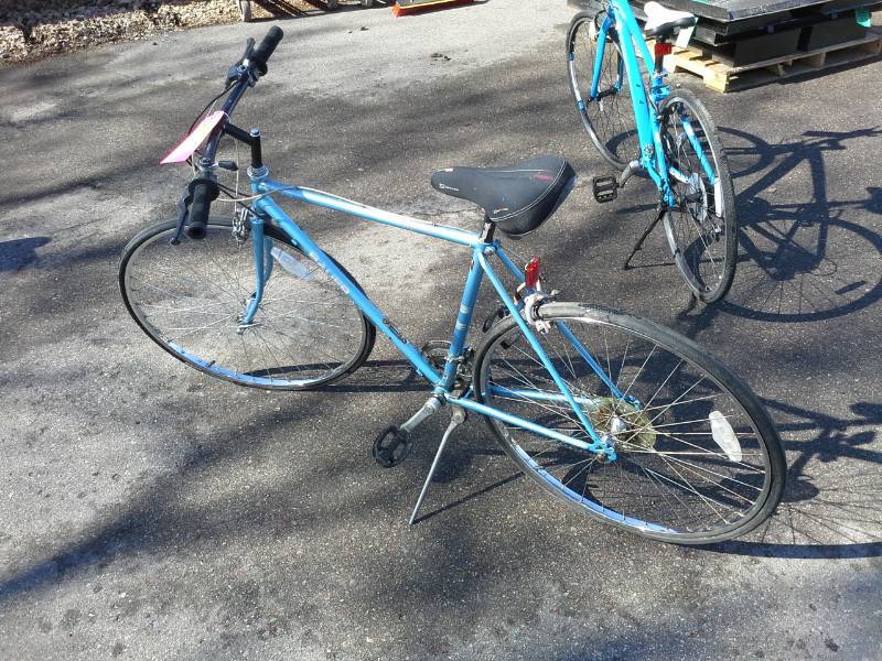 lot 359 image: Bauer B510 Road Bike