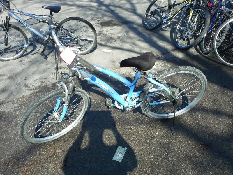 lot 363 image: Next Avalon Girls Road Bike