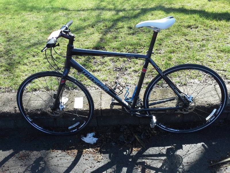 lot 355 image: Novara XL Road Bike
