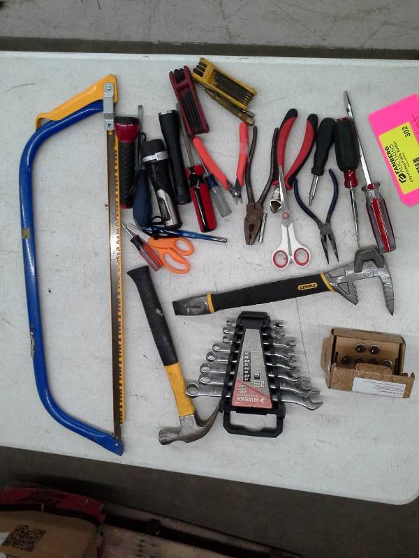 lot 302 image: Hand Tools - Hacksaw, Hammer, Combination Wrench Set, Pipe Wrench, Pliers, Screwdrivers, Allen Wrench Sets, Flashlights, Scissors