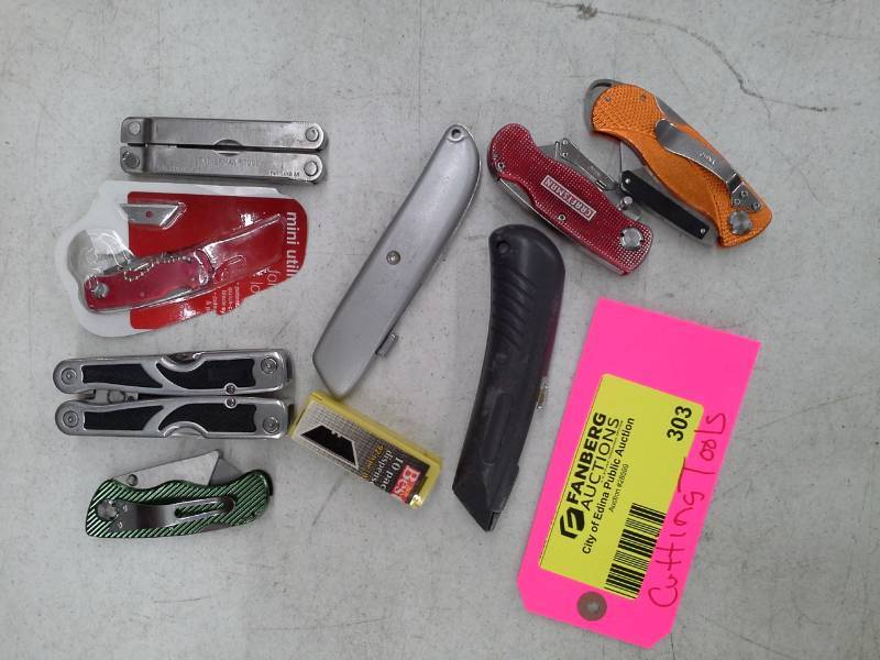 lot 303 image: Cutting Tools - Multi-tools, Folding Box Cutters, Utility Knives, Razor Blades