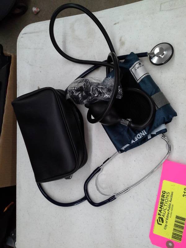lot 318 image: Blood Pressure Cuff, Stethascope