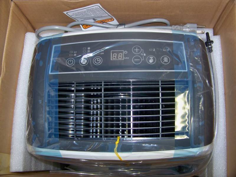 lot 20 image: Whirlpool, Energy Star, 70-Pint Dehumidifier with Built-In Pump - NEW in Original, Open Box